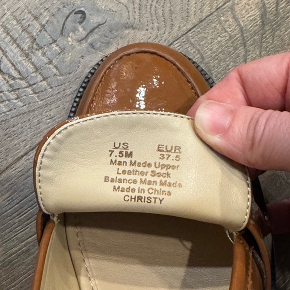 Sam Edelman Tan Loafers with Gold Chain Detail - Picture 6 of 6